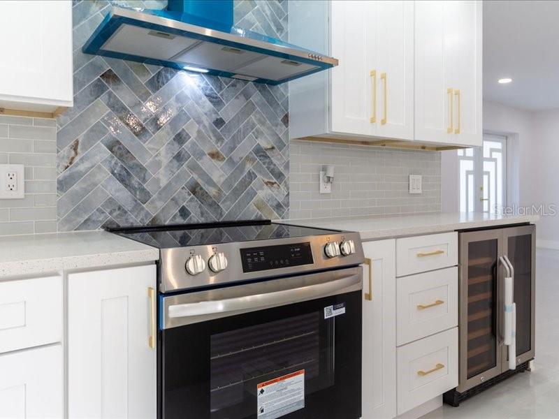 Image 74 of 83 For 4704 Price Avenue