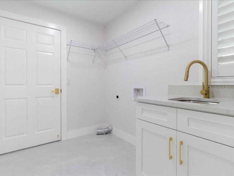 Image 80 of 83 For 4704 Price Avenue