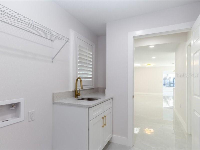 Image 81 of 83 For 4704 Price Avenue