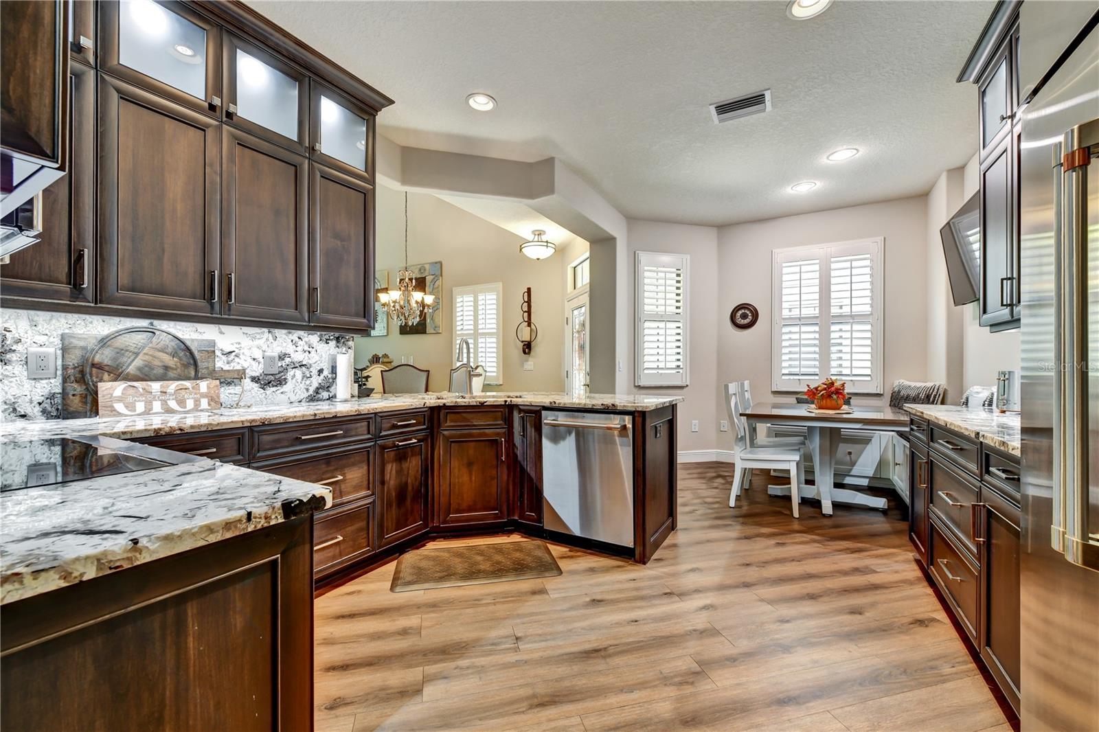 Image 10 of 32 For 8206 Lapin Court