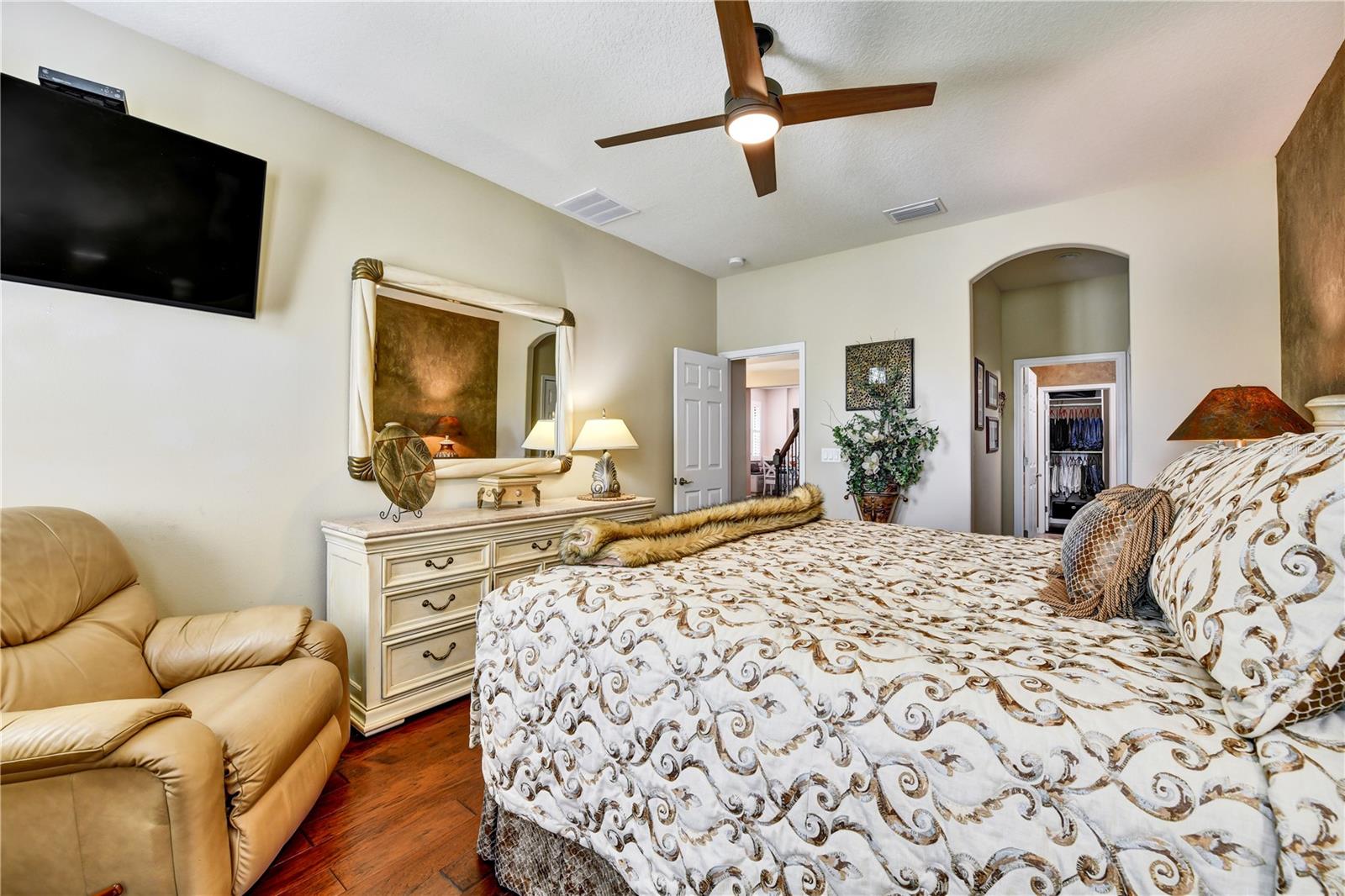 Image 16 of 32 For 8206 Lapin Court