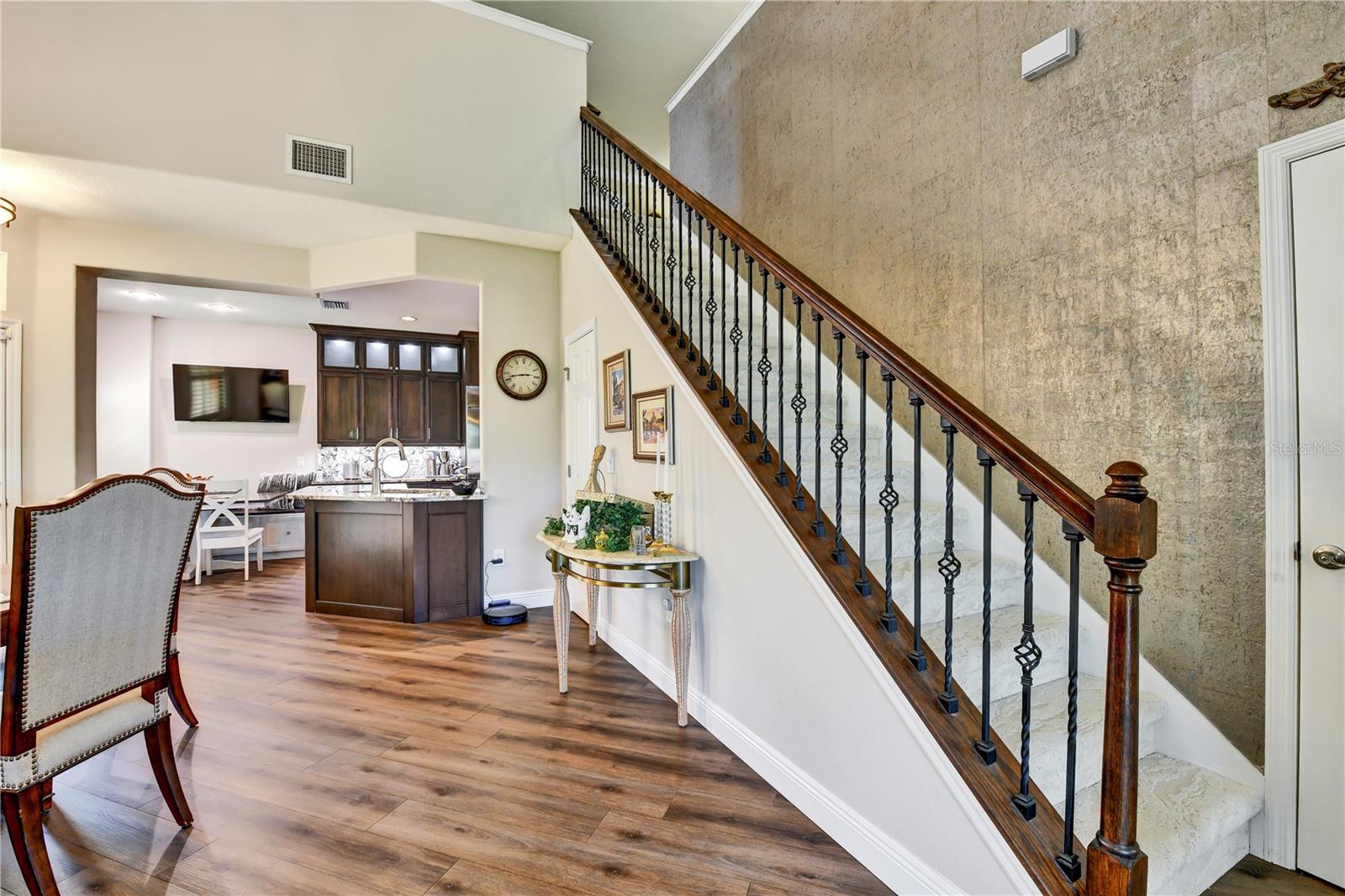 Image 20 of 32 For 8206 Lapin Court