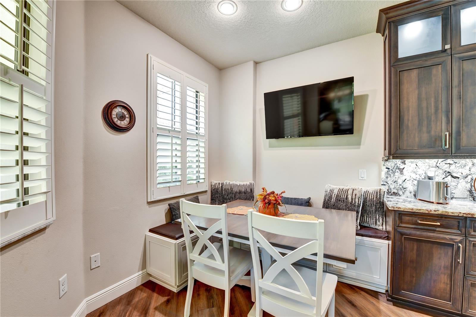 Image 5 of 32 For 8206 Lapin Court