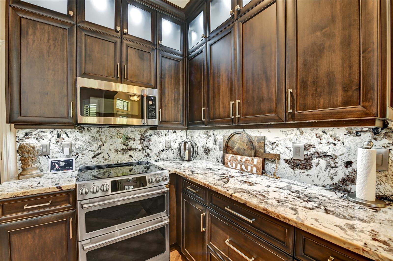 Image 7 of 32 For 8206 Lapin Court