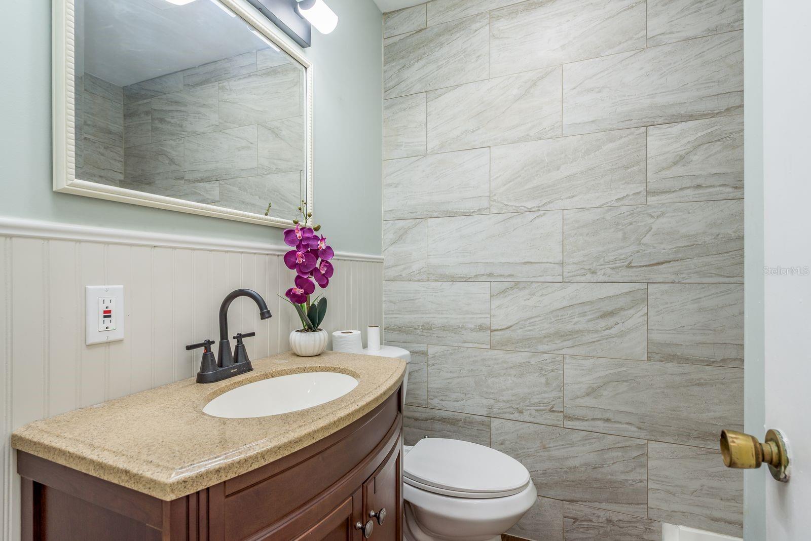 Image 15 of 67 For 1416 Grove Avenue