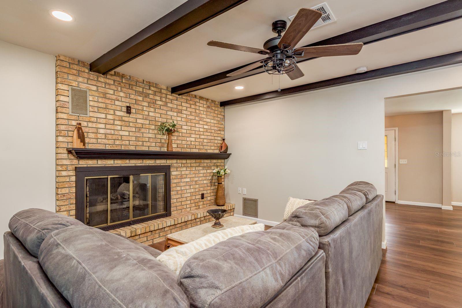 Image 30 of 67 For 1416 Grove Avenue