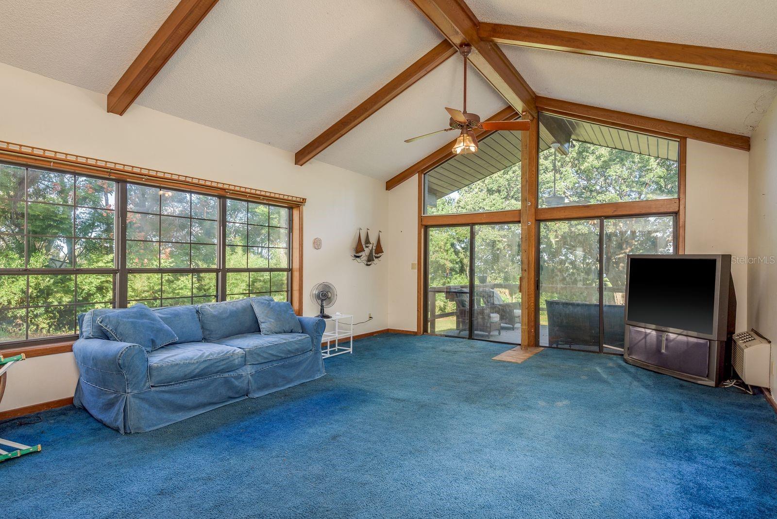 Image 32 of 67 For 1416 Grove Avenue