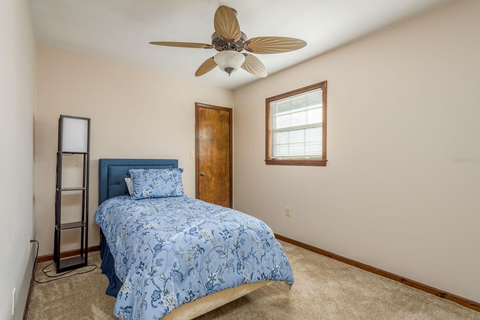 Image 41 of 67 For 1416 Grove Avenue