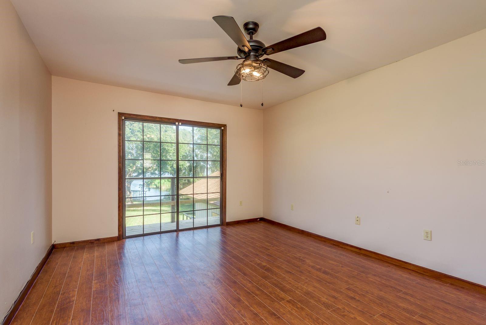 Image 44 of 67 For 1416 Grove Avenue