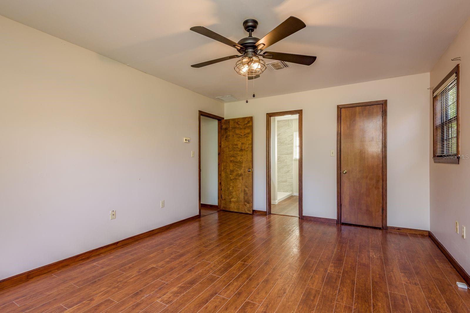 Image 45 of 67 For 1416 Grove Avenue