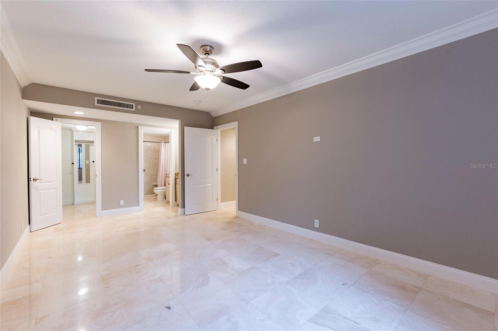 Image 18 of 45 For 36750 Us Highway 19 N 4-221