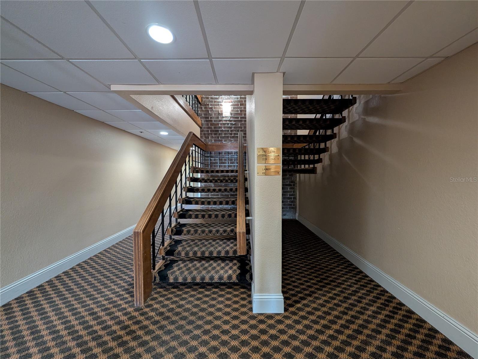 Image 30 of 45 For 36750 Us Highway 19 N 4-221