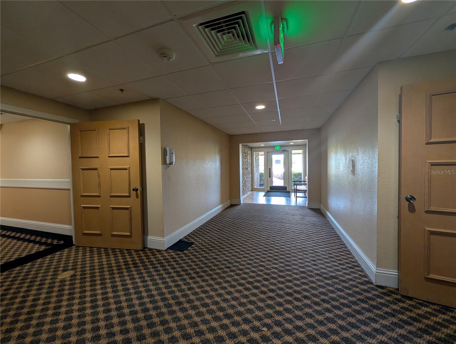 Image 31 of 45 For 36750 Us Highway 19 N 4-221