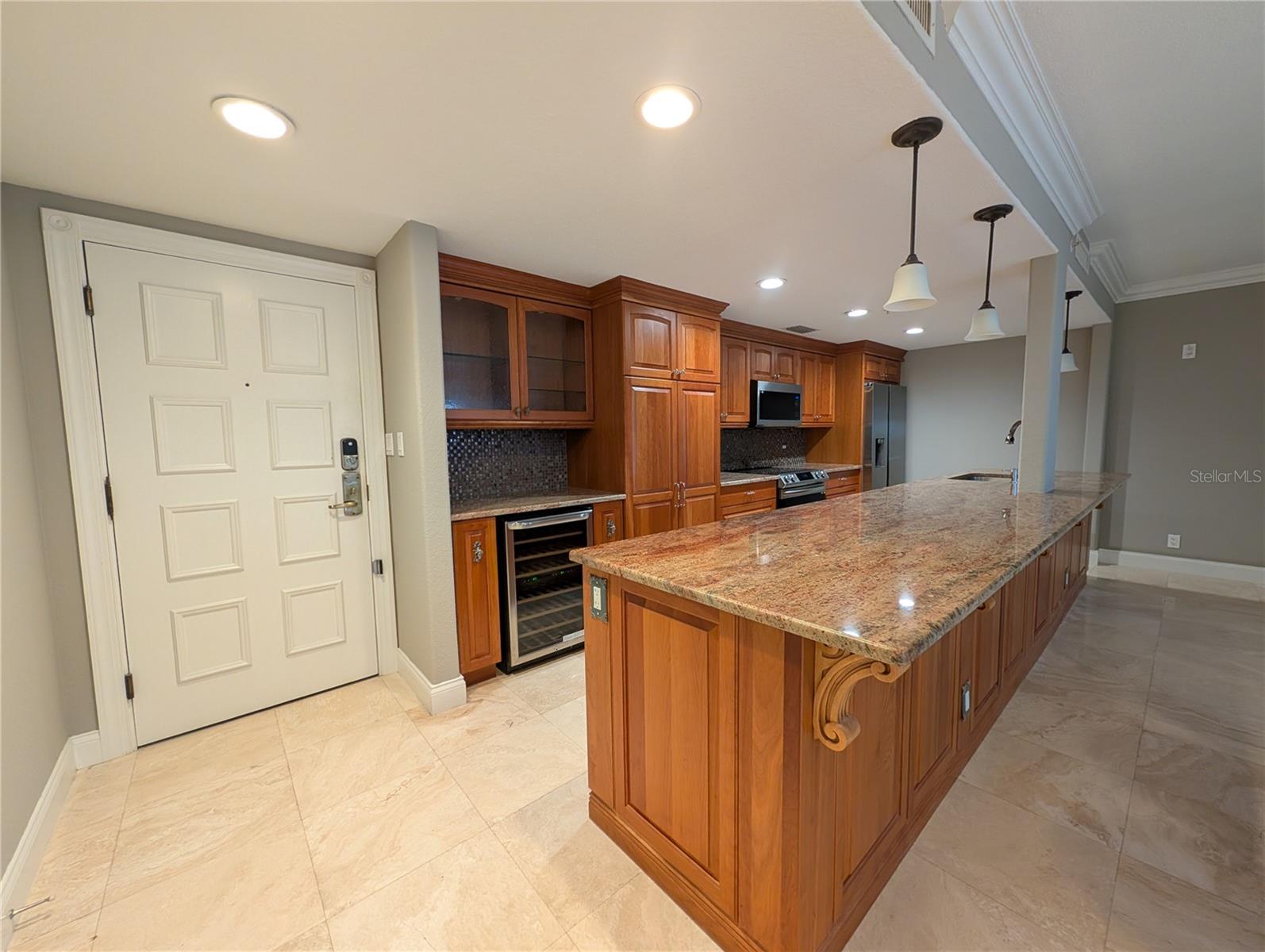 Image 5 of 45 For 36750 Us Highway 19 N 4-221