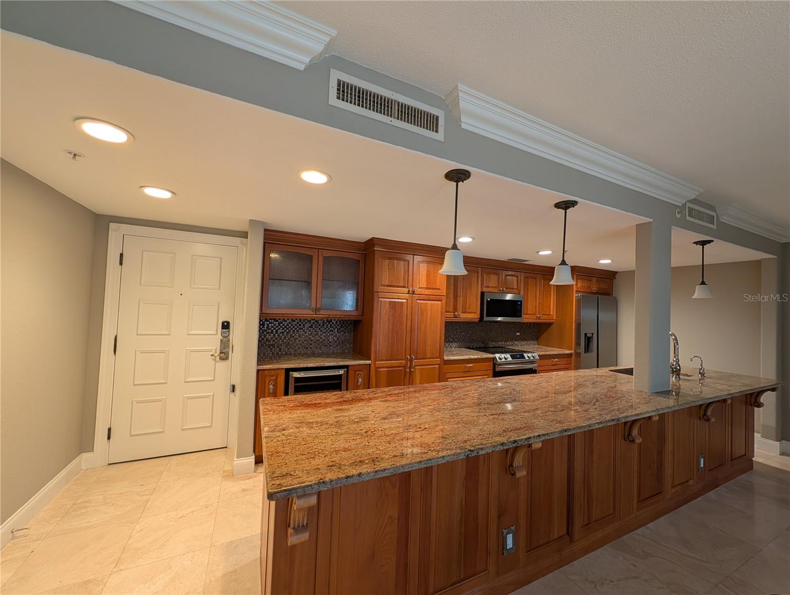 Image 7 of 45 For 36750 Us Highway 19 N 4-221