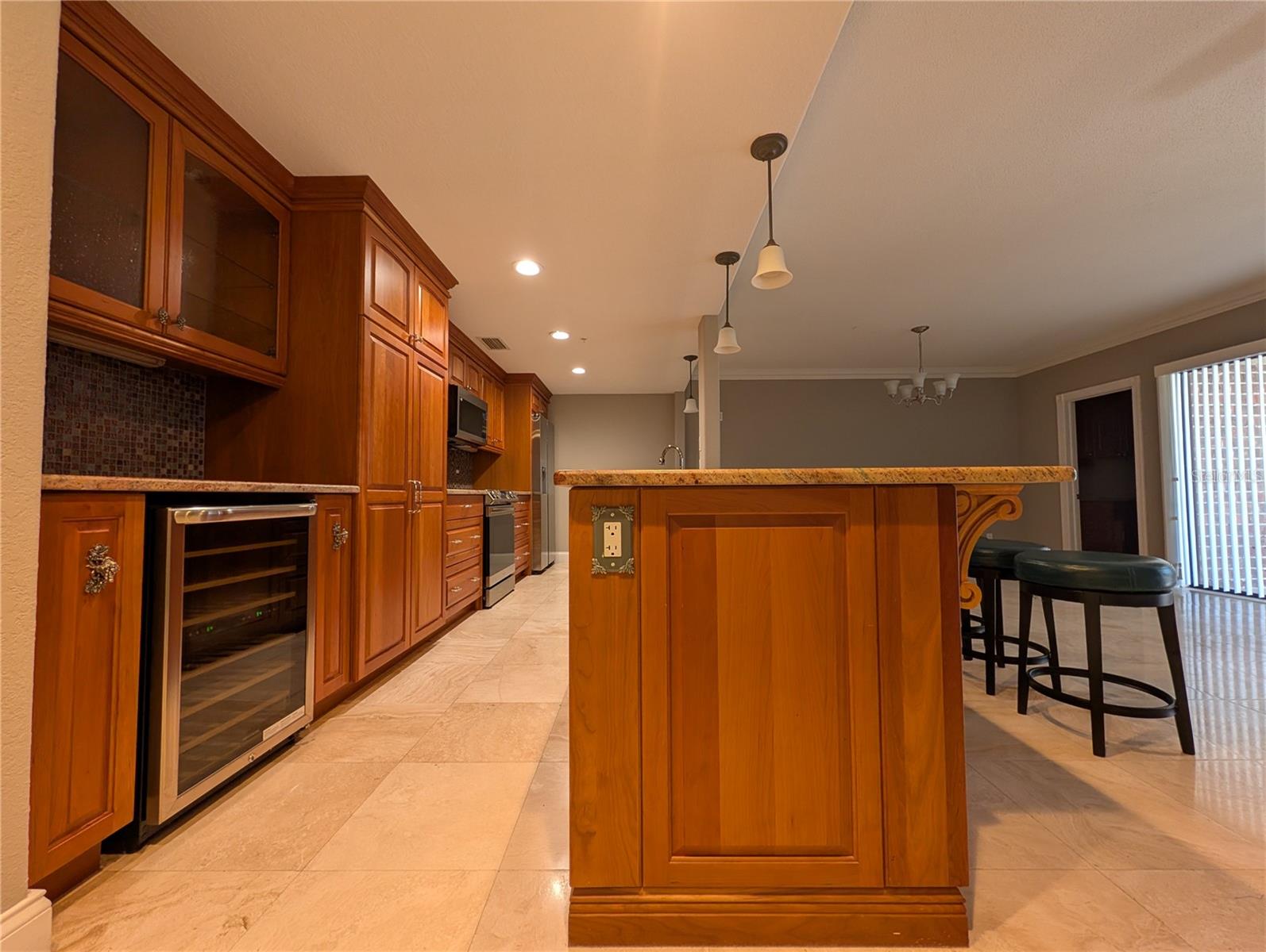 Image 8 of 45 For 36750 Us Highway 19 N 4-221