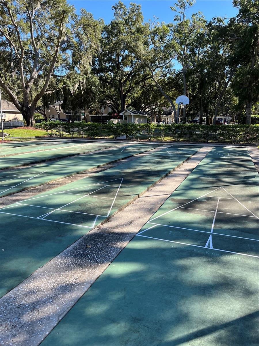 Image 15 of 22 For 3300 Fox Chase Circle N 232