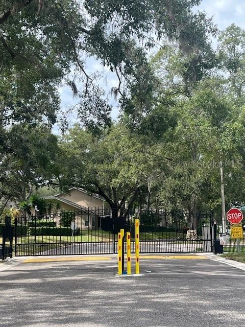 Image 20 of 22 For 3300 Fox Chase Circle N 232