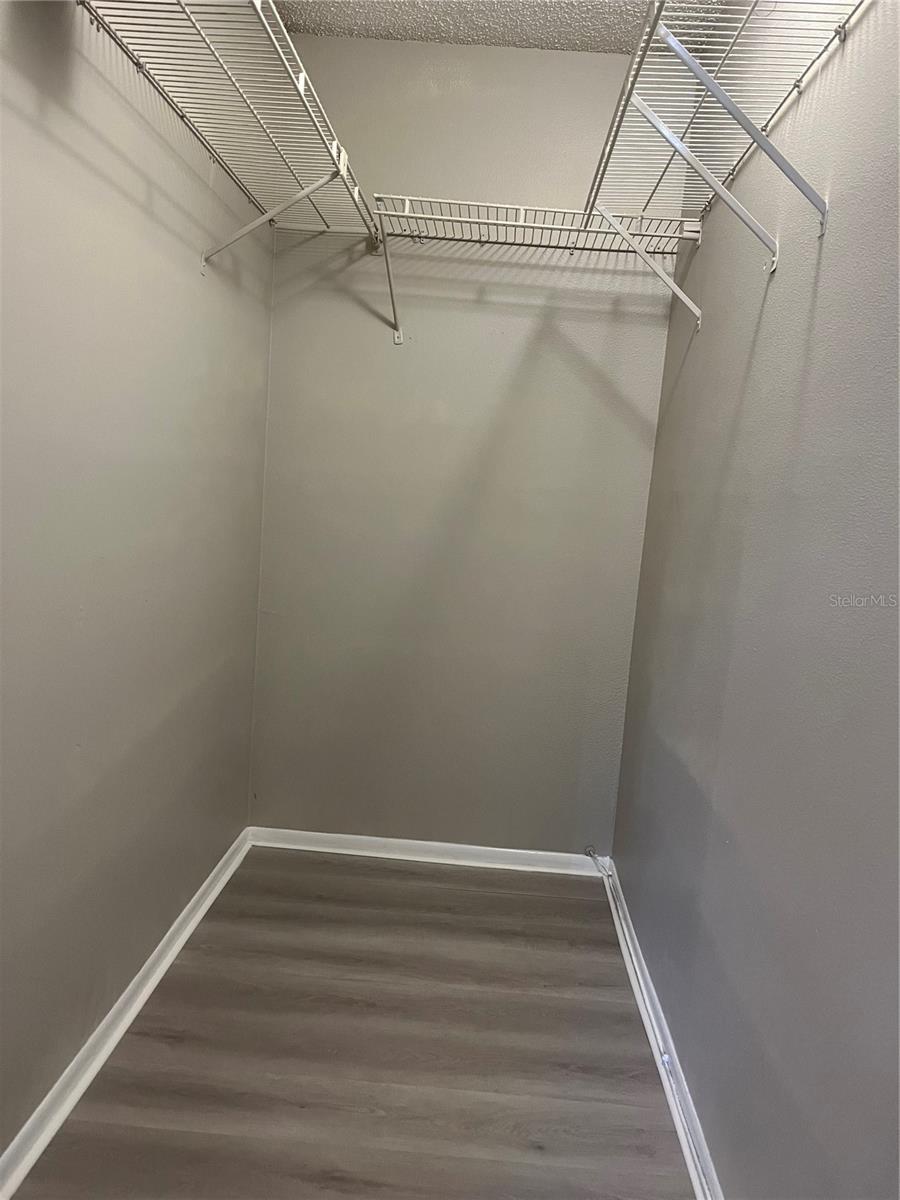 Image 7 of 22 For 3300 Fox Chase Circle N 232