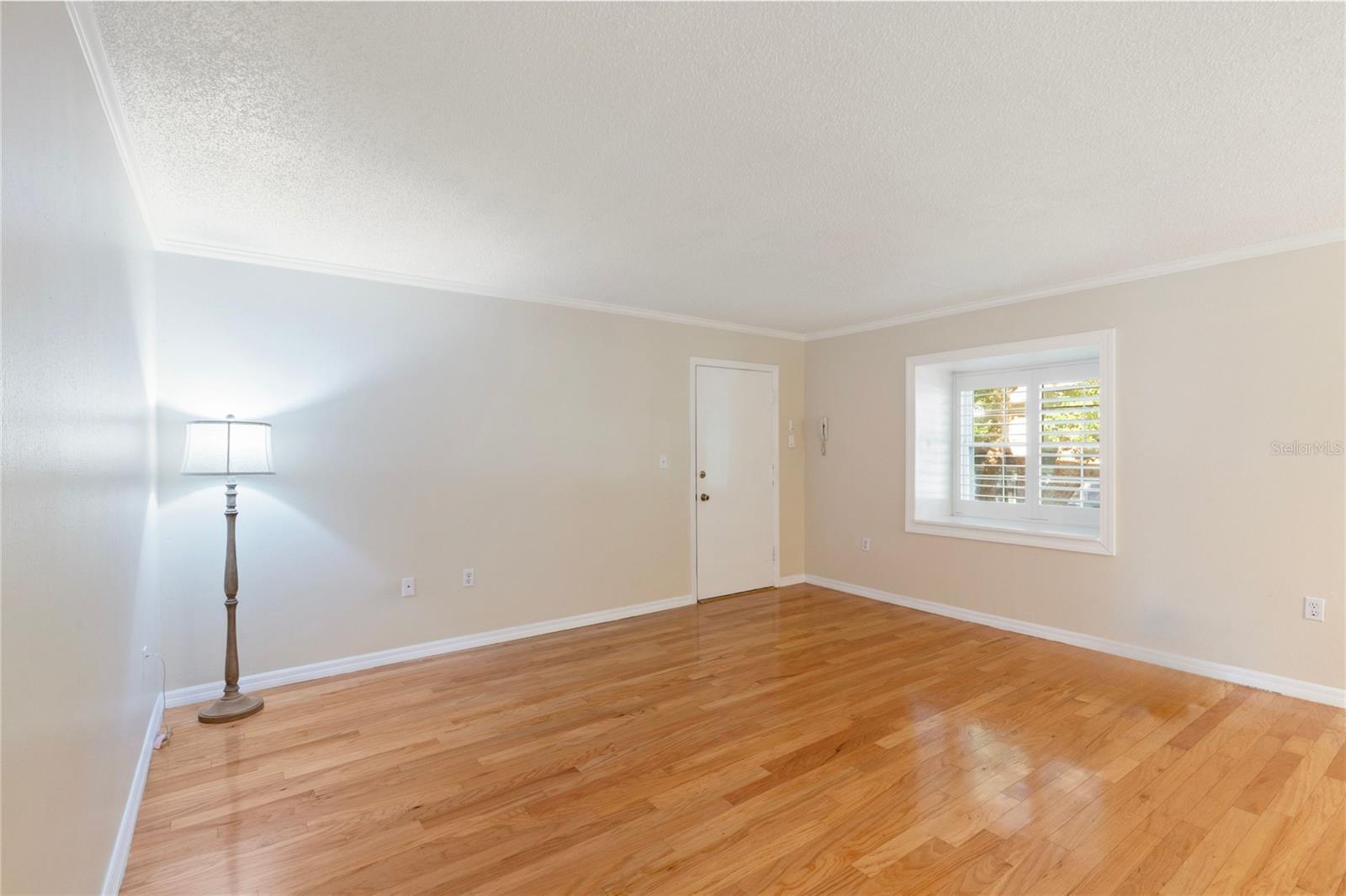 Image 4 of 19 For 1710 Belleair Forest Drive D
