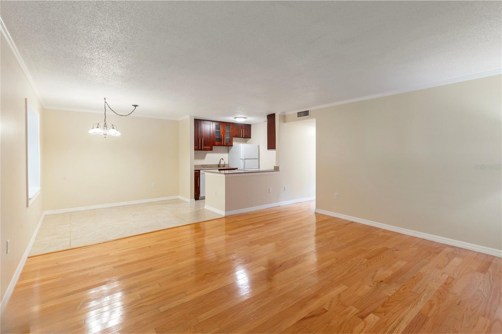 Image 7 of 19 For 1710 Belleair Forest Drive D