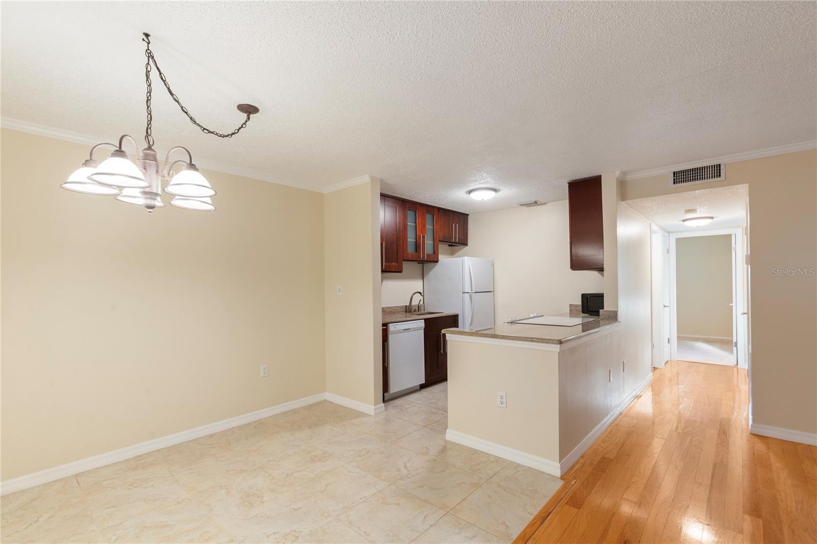 Image 8 of 19 For 1710 Belleair Forest Drive D