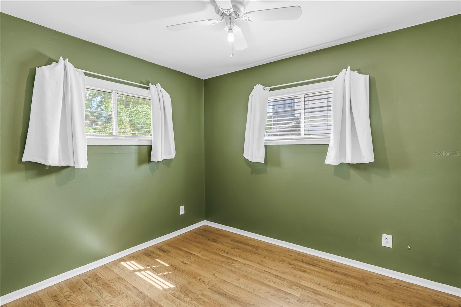 Image 27 of 42 For 6519 27th Way N