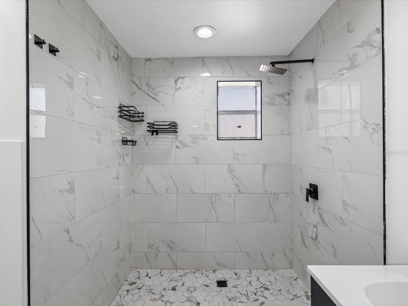 Image 11 of 30 For 9902 Club Lane