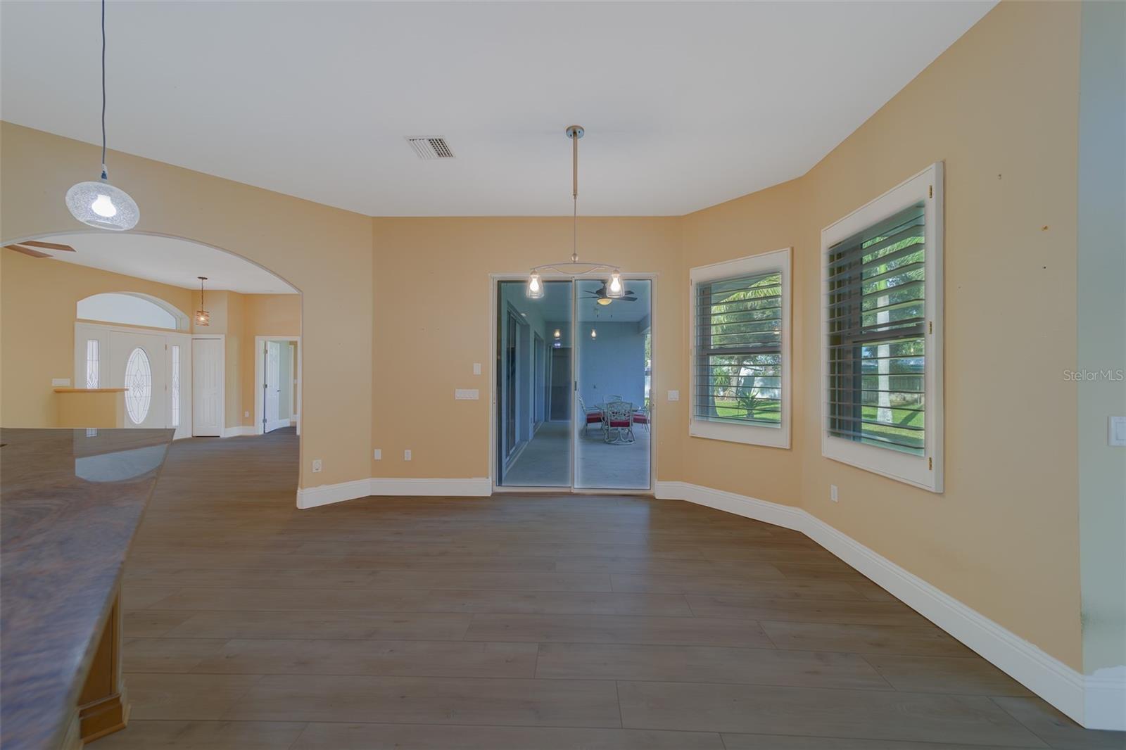 Image 16 of 100 For 10933 54th Avenue N