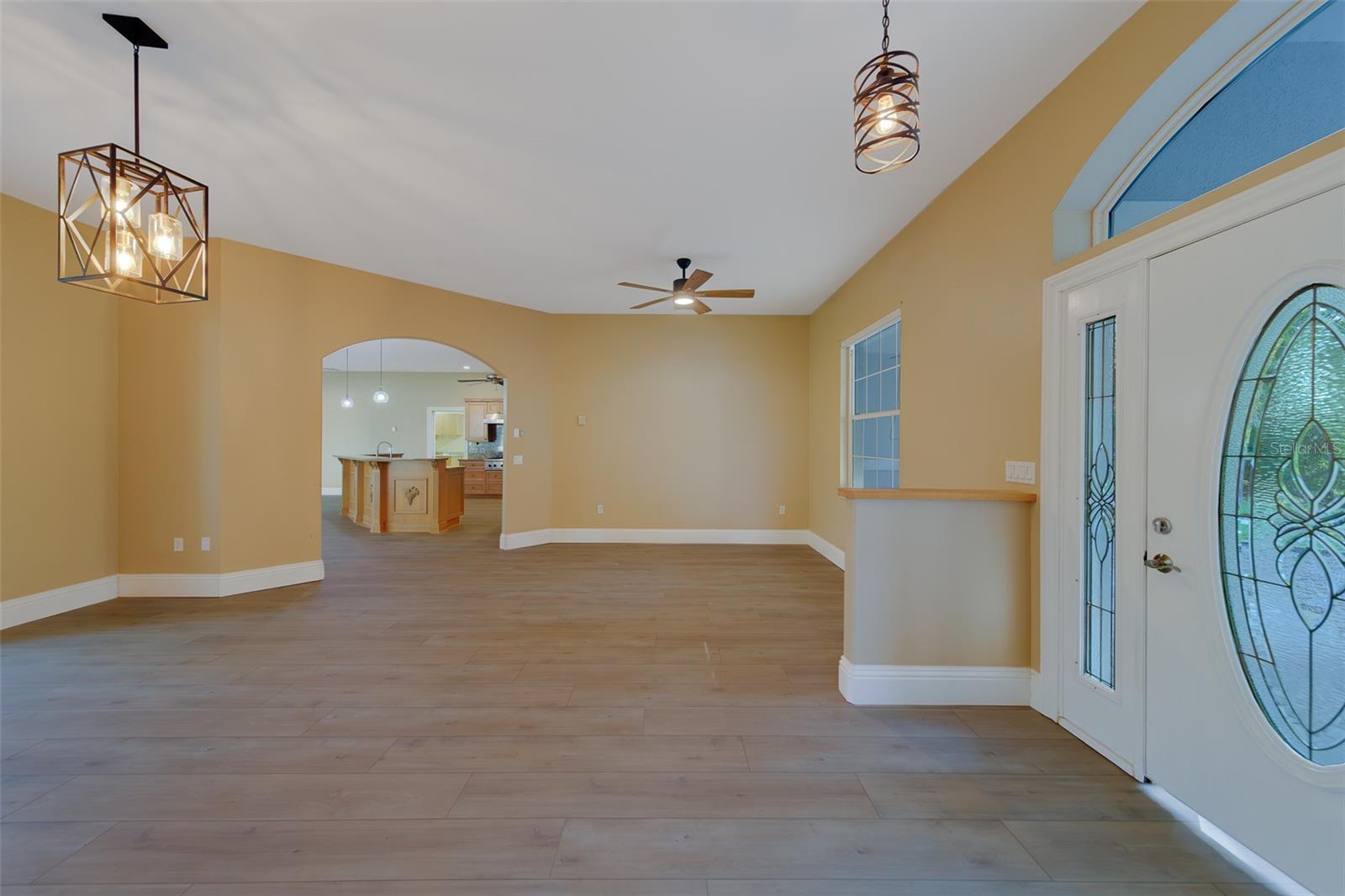 Image 21 of 100 For 10933 54th Avenue N