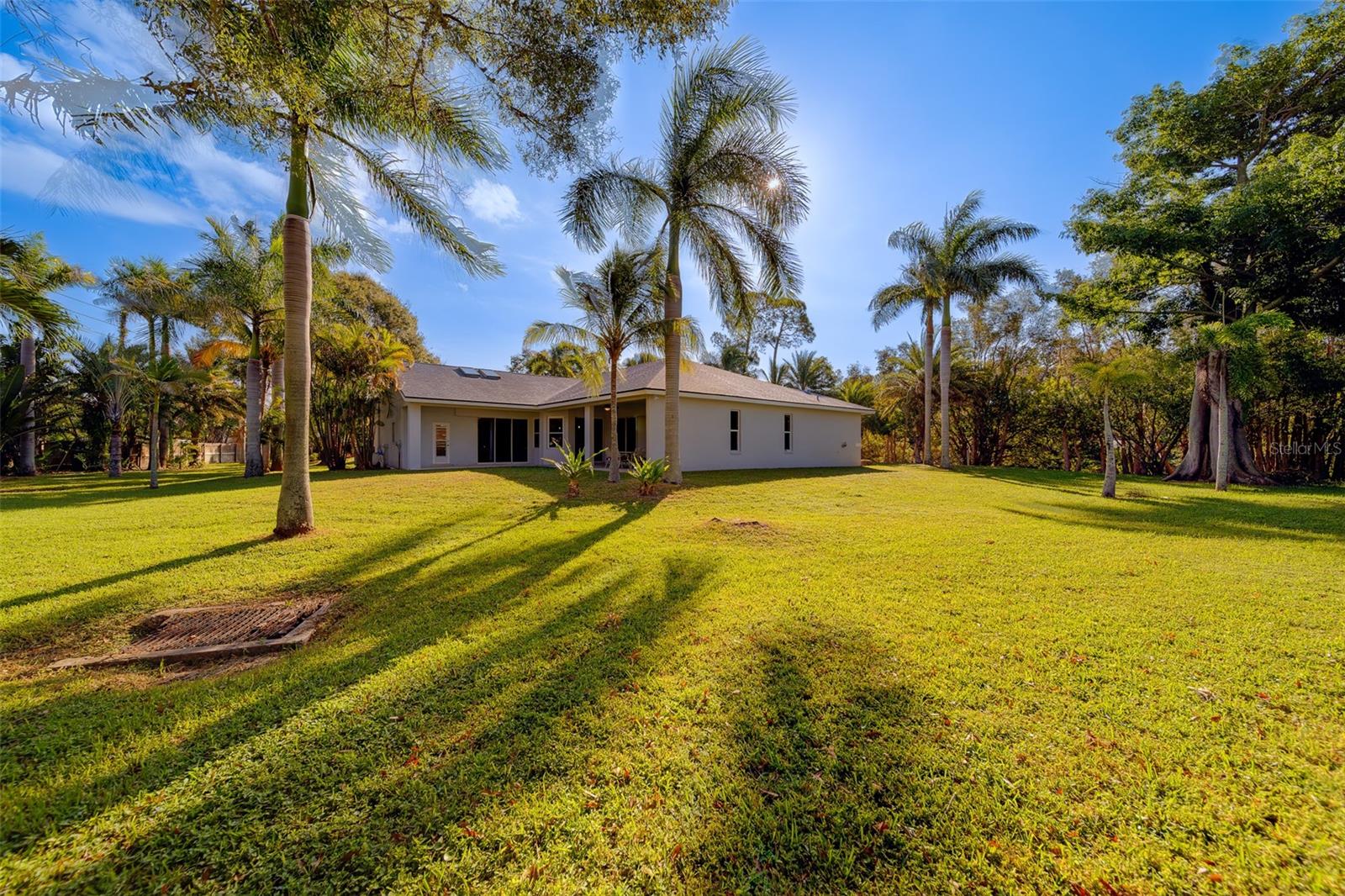 Image 4 of 100 For 10933 54th Avenue N