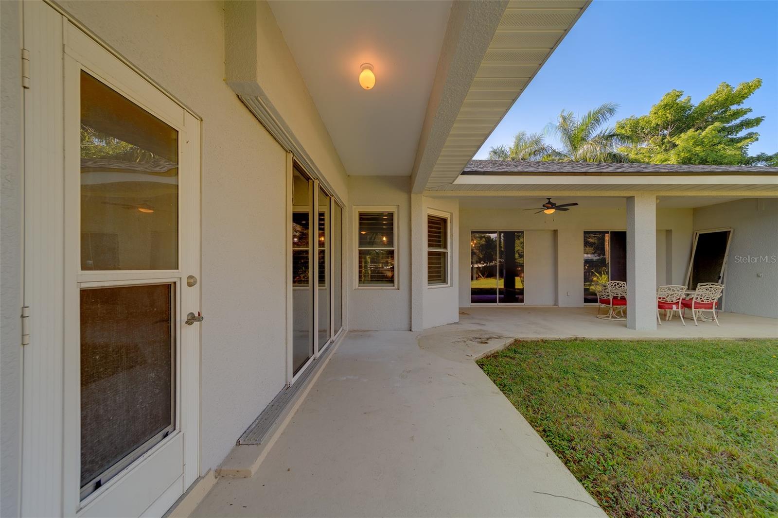 Image 62 of 100 For 10933 54th Avenue N