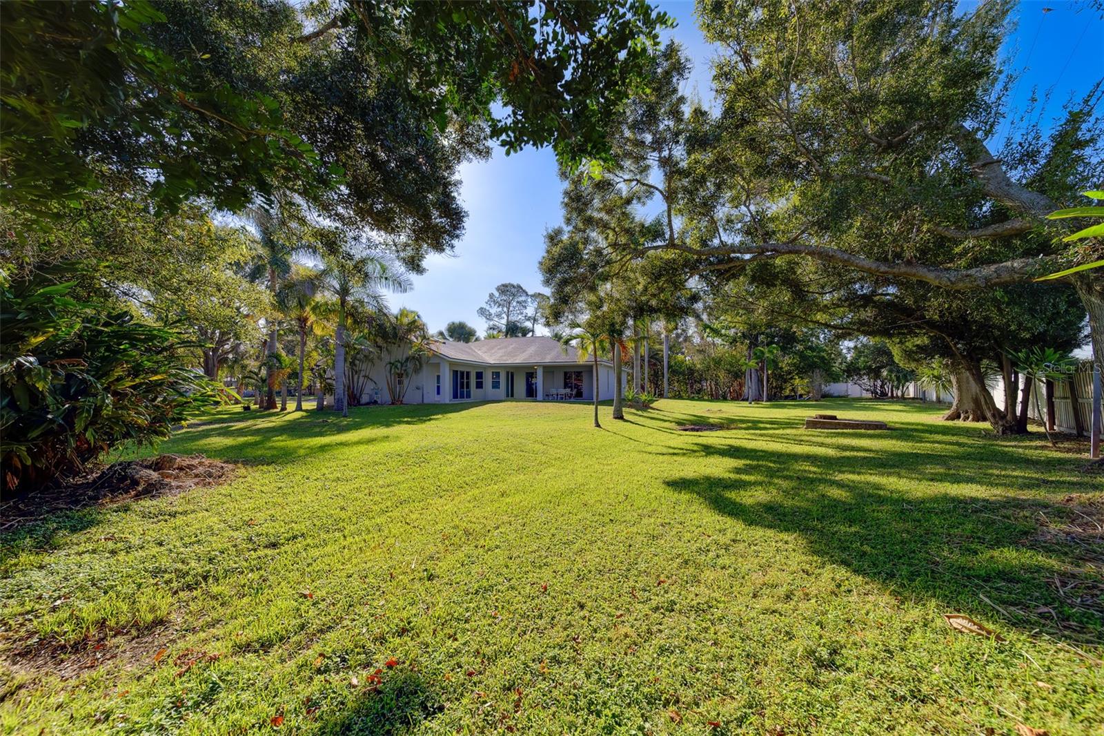 Image 72 of 100 For 10933 54th Avenue N