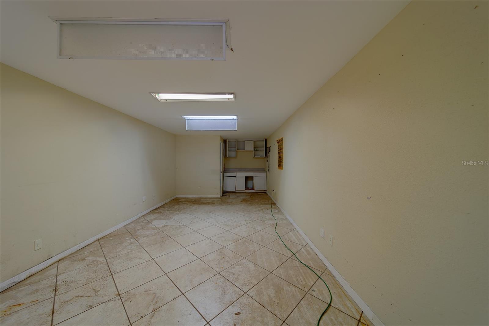 Image 80 of 100 For 10933 54th Avenue N