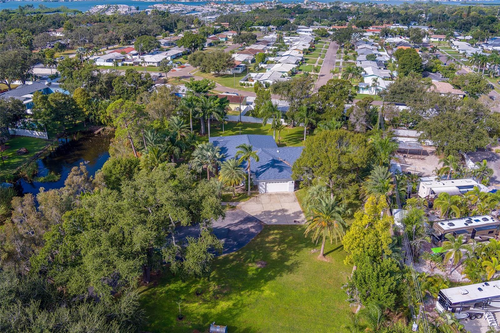 Image 87 of 100 For 10933 54th Avenue N