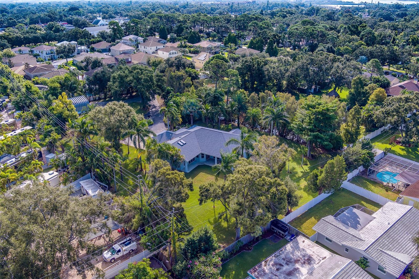 Image 90 of 100 For 10933 54th Avenue N