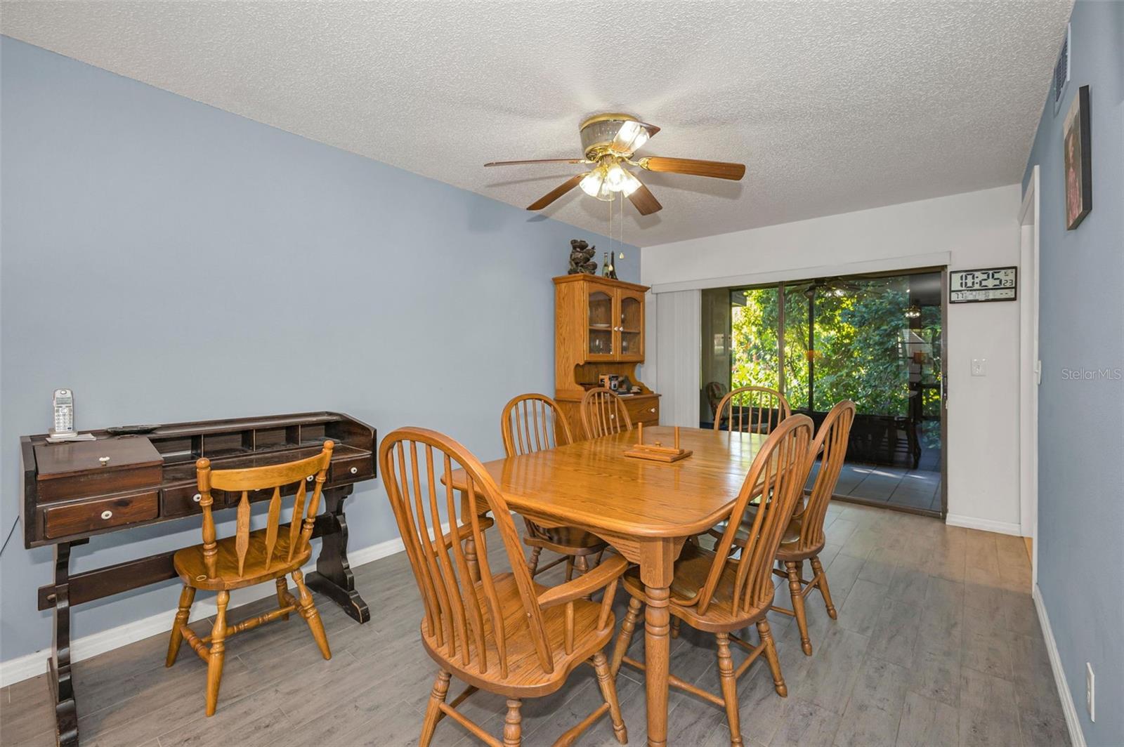 Image 10 of 37 For 2850 Countrybrook Drive 13