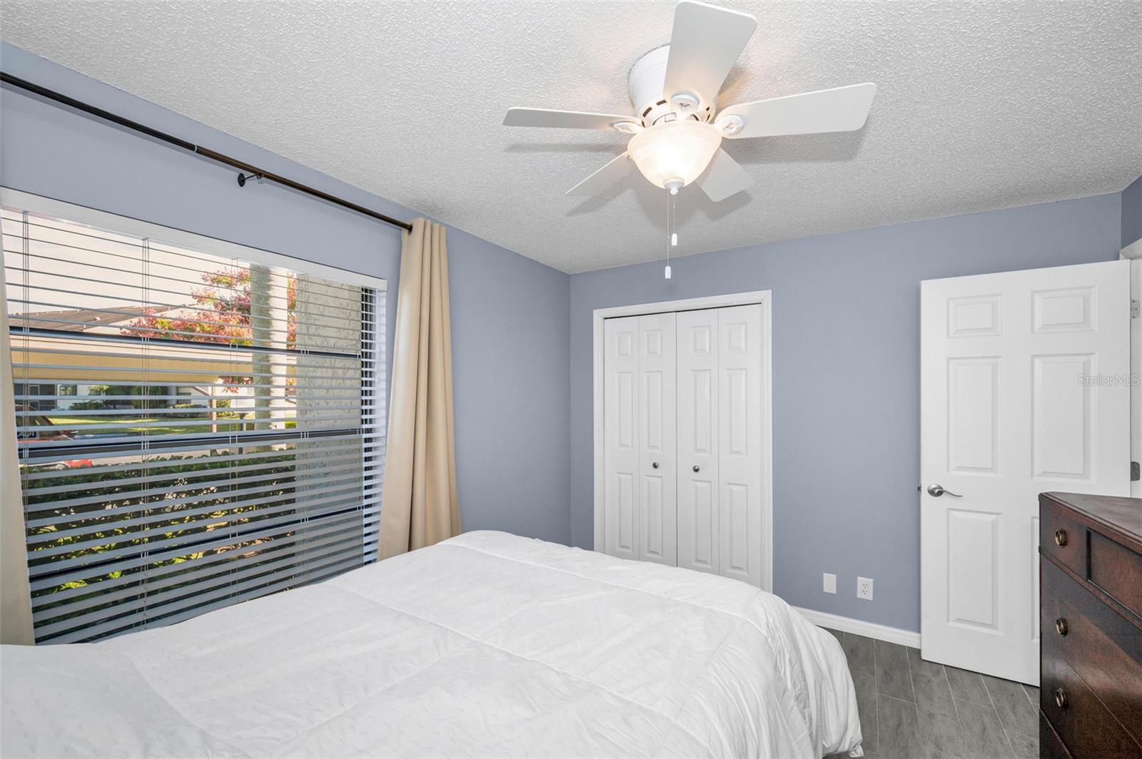 Image 23 of 37 For 2850 Countrybrook Drive 13