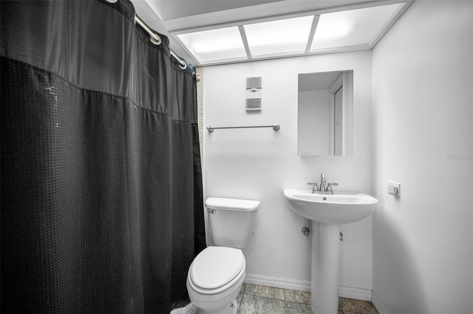 Image 24 of 37 For 2850 Countrybrook Drive 13