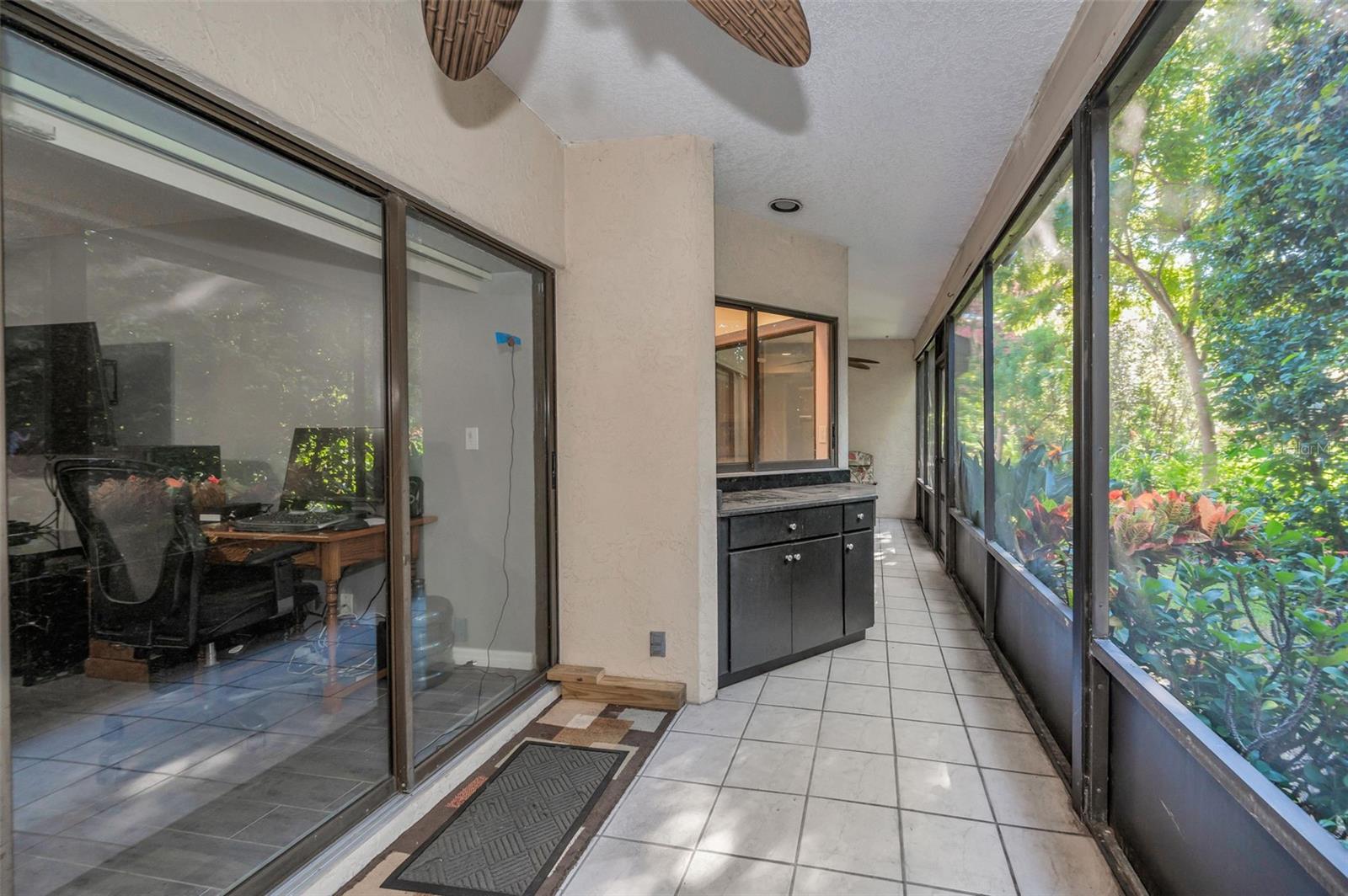 Image 28 of 37 For 2850 Countrybrook Drive 13