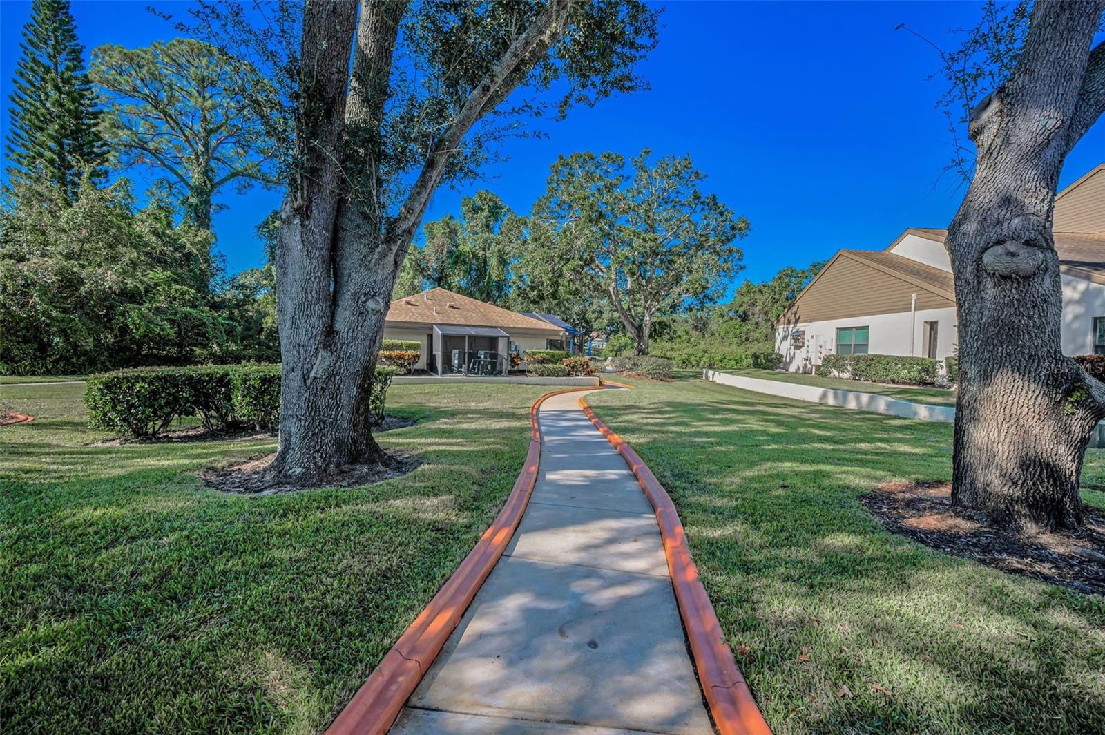 Image 34 of 37 For 2850 Countrybrook Drive 13