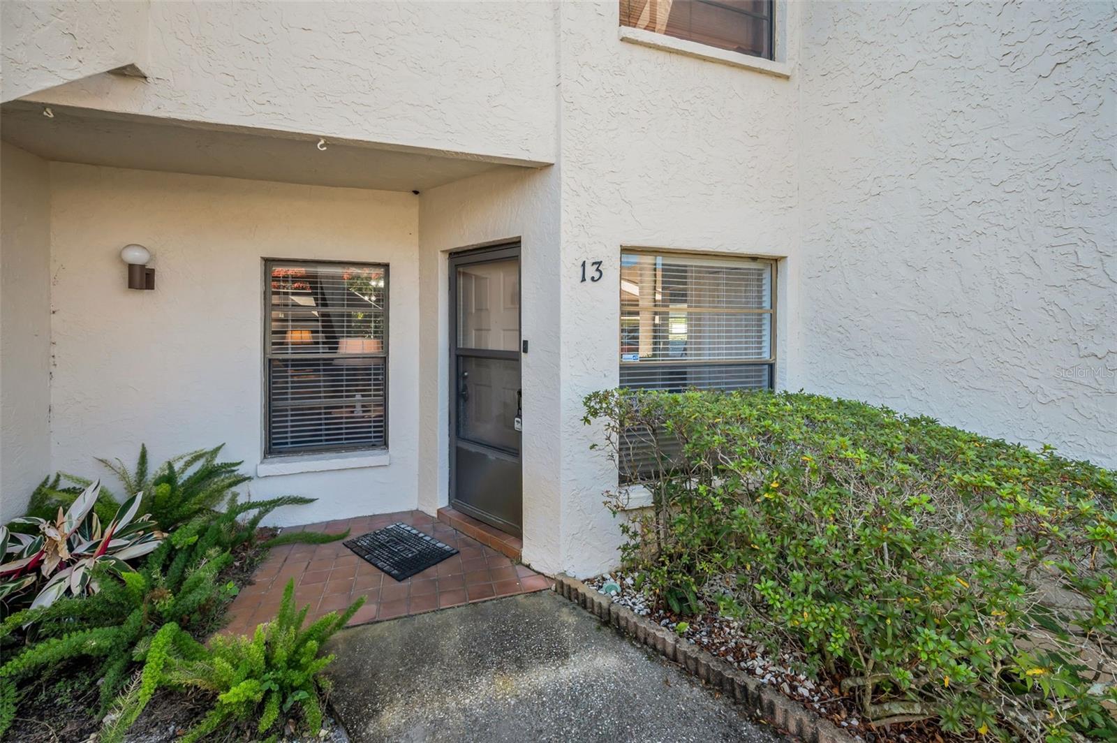 Image 4 of 37 For 2850 Countrybrook Drive 13