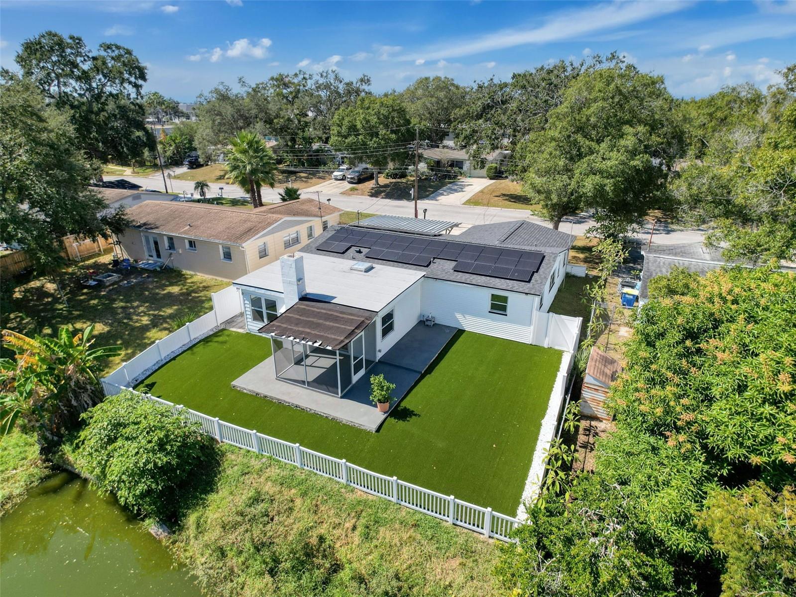 Image 40 of 45 For 217 Evelyn Avenue