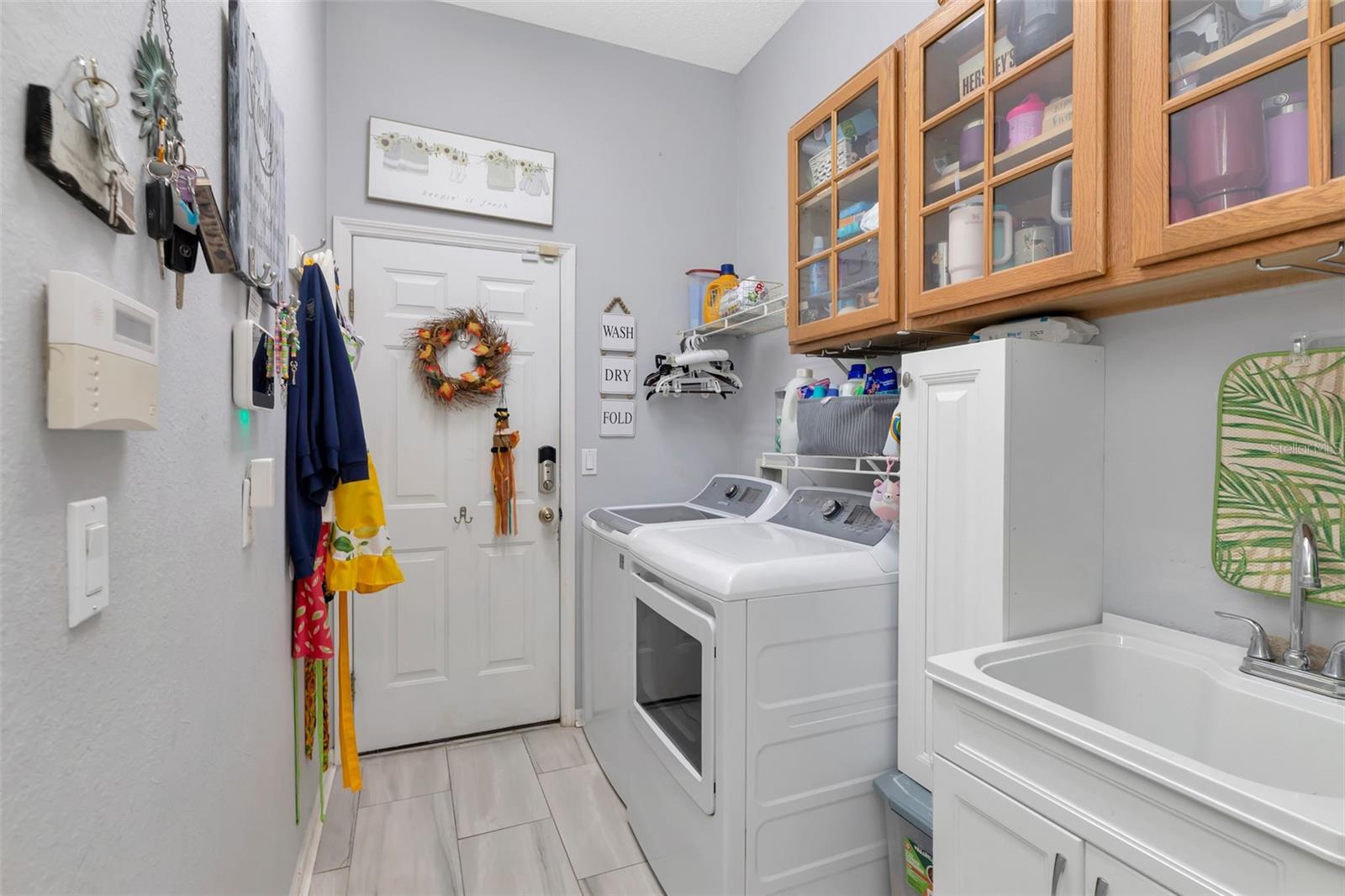 Image 36 of 57 For 9118 Flagstick Lane