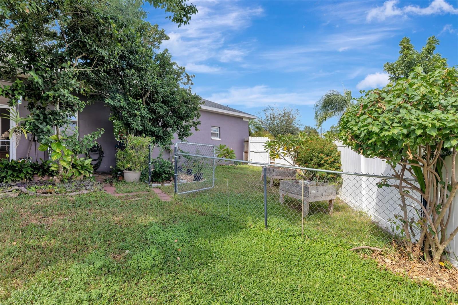 Image 46 of 57 For 9118 Flagstick Lane