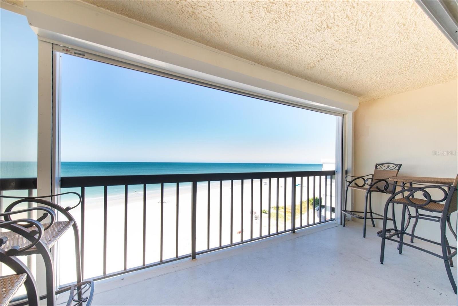 Image 11 of 43 For 19450 Gulf Boulevard 603