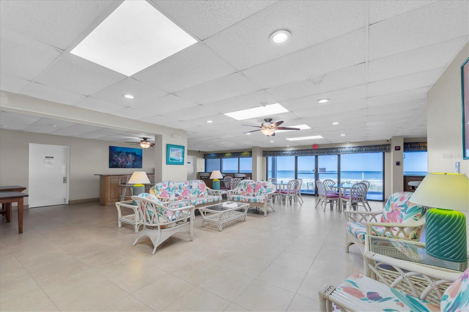 Image 23 of 43 For 19450 Gulf Boulevard 603