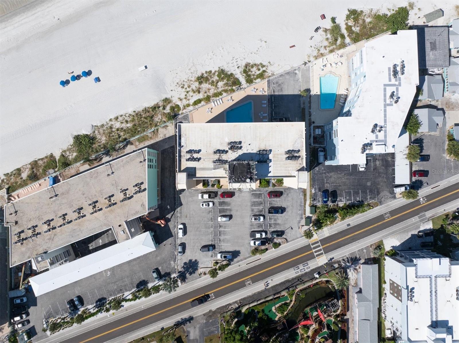 Image 27 of 43 For 19450 Gulf Boulevard 603