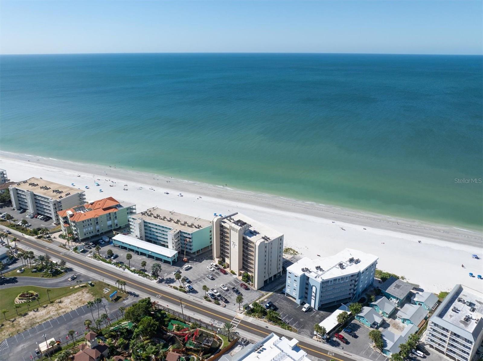 Image 28 of 43 For 19450 Gulf Boulevard 603