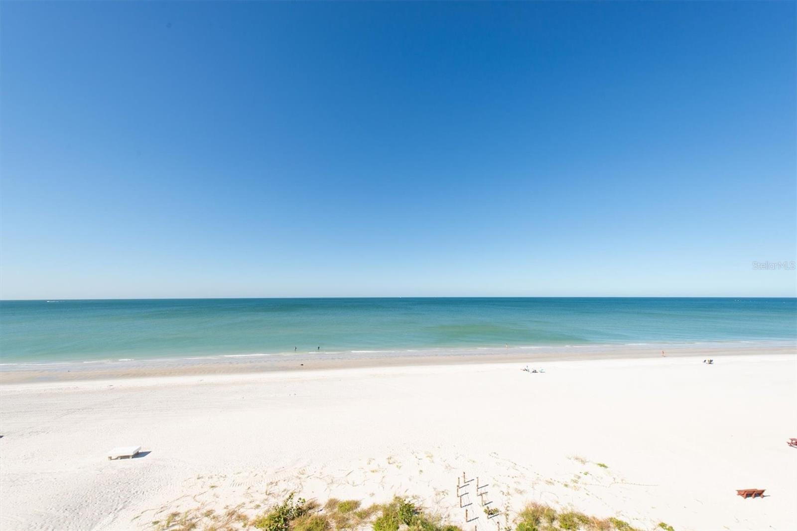 Image 35 of 43 For 19450 Gulf Boulevard 603